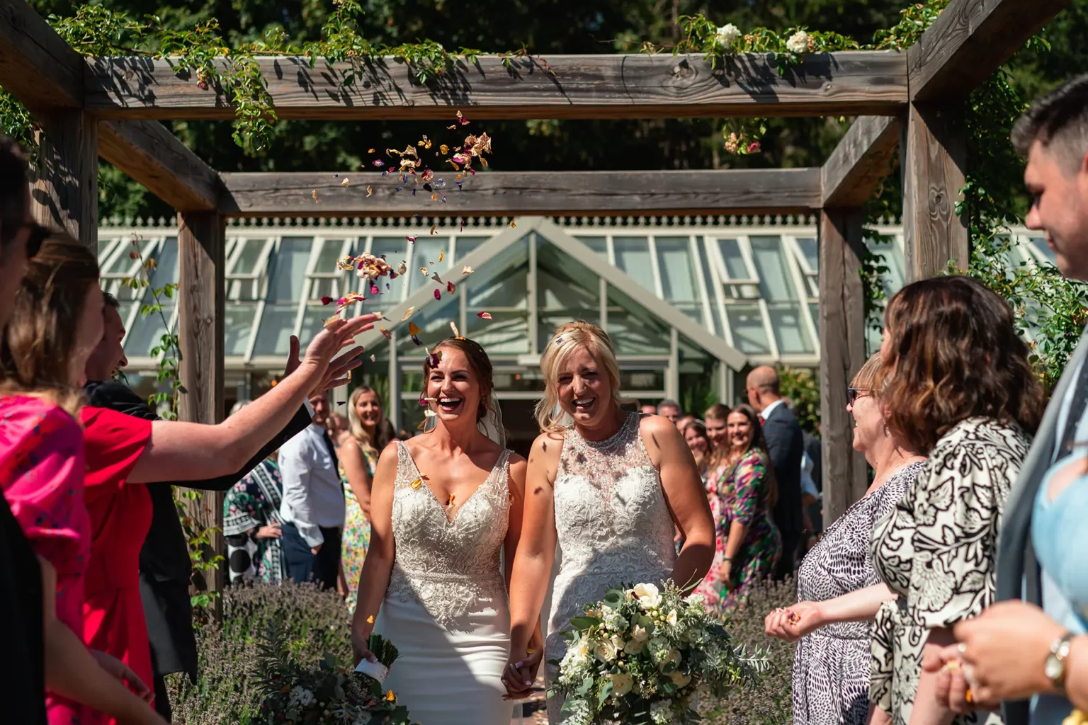 syrencot-wedding-seasons summer confetti lemontree photography